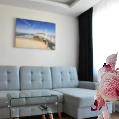 Balticum - Blizej Morza Z Garazem Apartamento Kołobrzeg