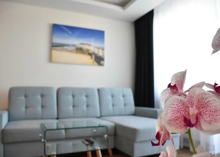 Balticum - Blizej Morza Z Garazem Apartamento Kołobrzeg